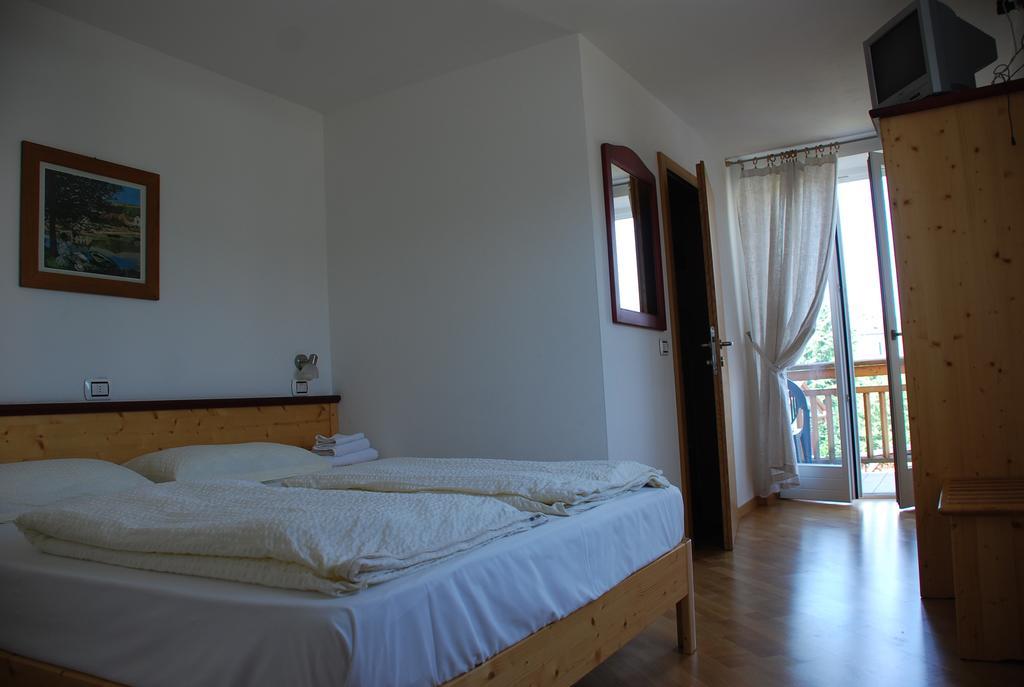 Affittacamere Dai Stoneri Cavareno Zimmer foto
