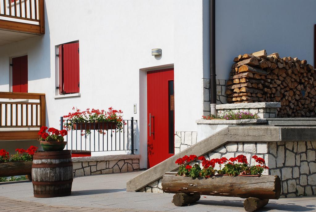 Affittacamere Dai Stoneri Cavareno Exterior foto